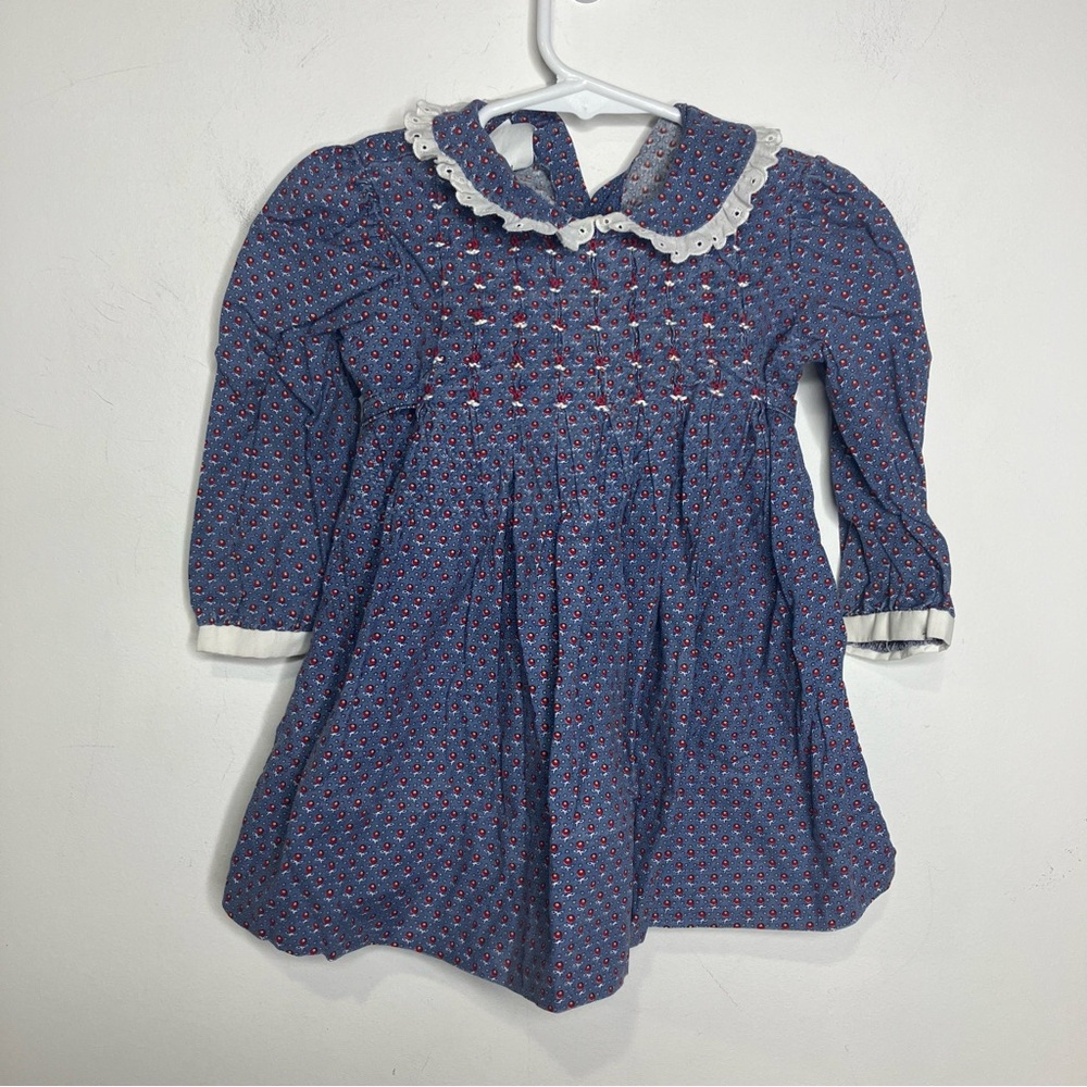 Vintage Polly Flinders hand smocked dress with Peter Pan collar girls size 2T